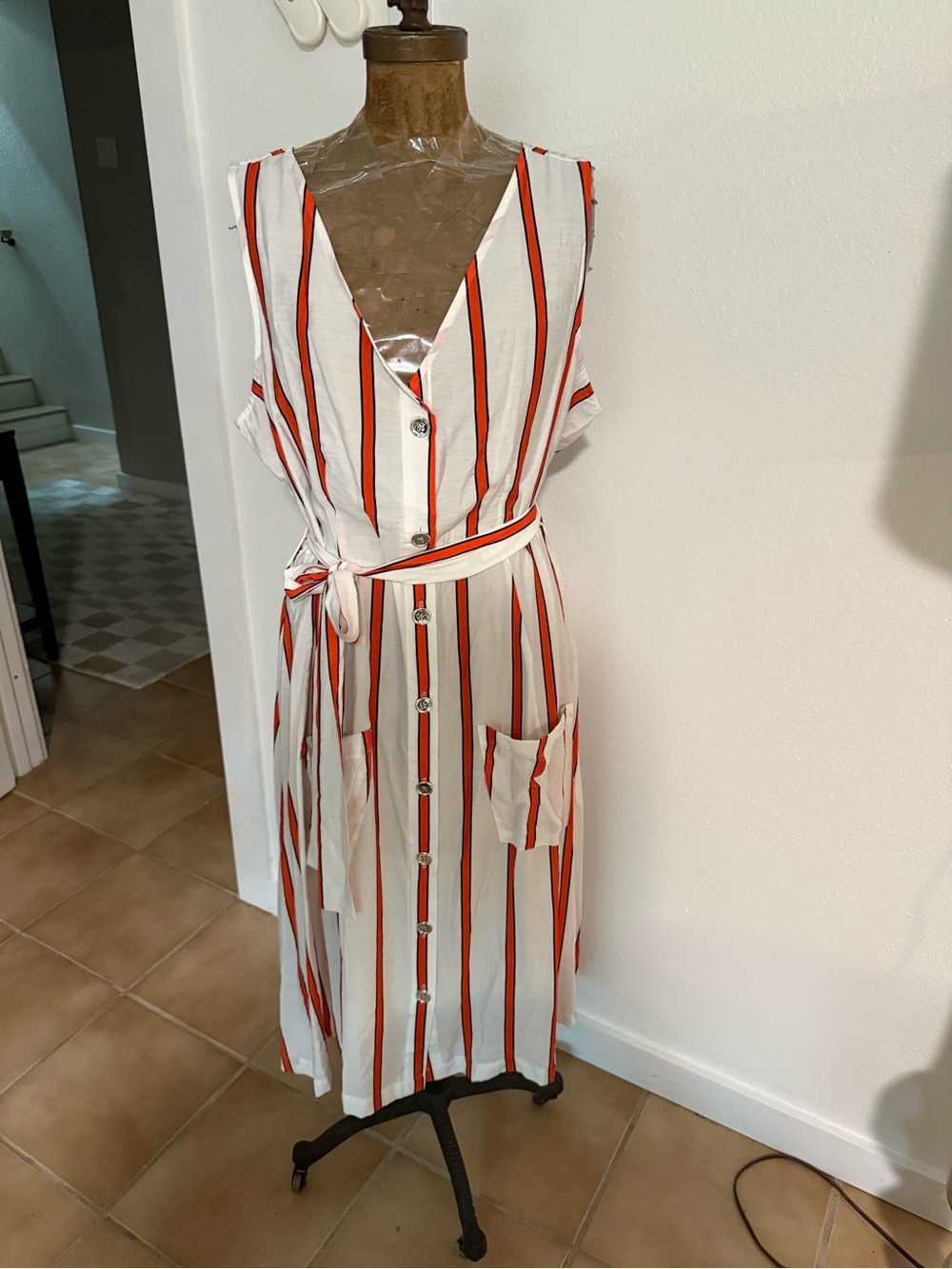 NWT Ava & Grace White Midi Dress with Red and Black Stripes Size L